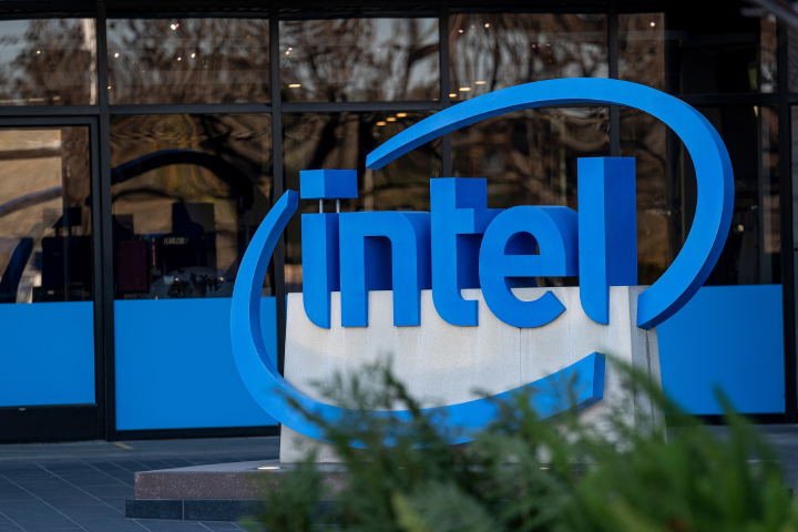 Intel-invests-$100-million-in-Ohio-and-National-Semiconductor-Education-and-Research-Corporation-2